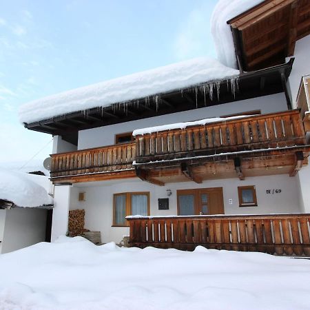 Boutique Apartment In Brixen With Mountain View ブリクセン イン ターレ エクステリア 写真